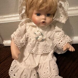 Set of two Vintage Baby DollsAdorable White Lace Doll